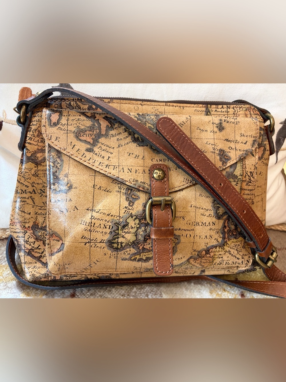 Patricia Nash AVELLINO CROSSBODY -European Antiqued Map Brown Tones Excellent